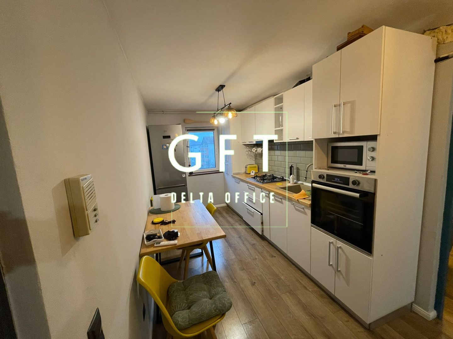 Apartament de Inchiriat 3 camere Zona Stefan cel Mare - Poză 3