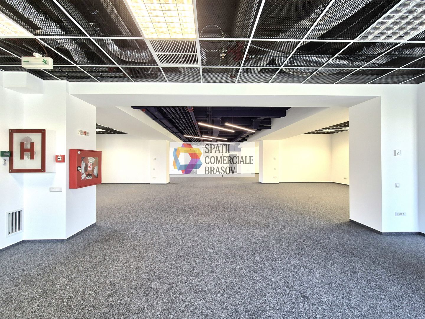 Spatiu de birouri ultramodern Brașov - 367 mp + Teresa 240 mp - Poză 2