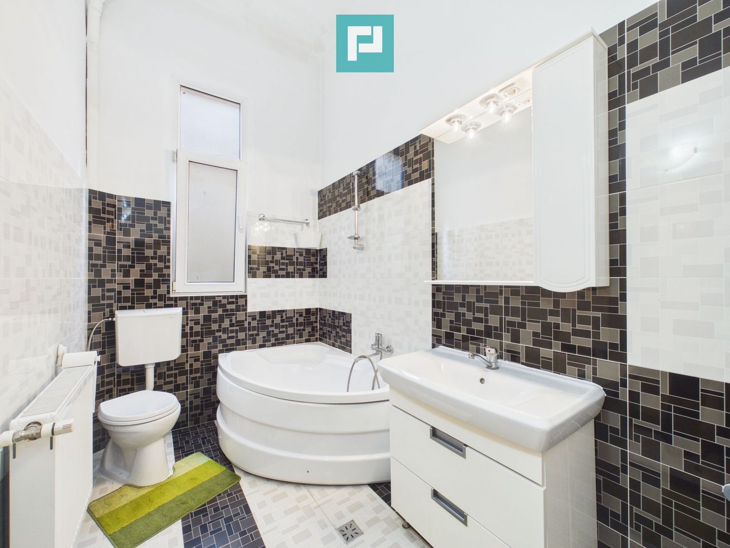 Apartament generos cu 3 camere – Zona Centrală - Poză 13