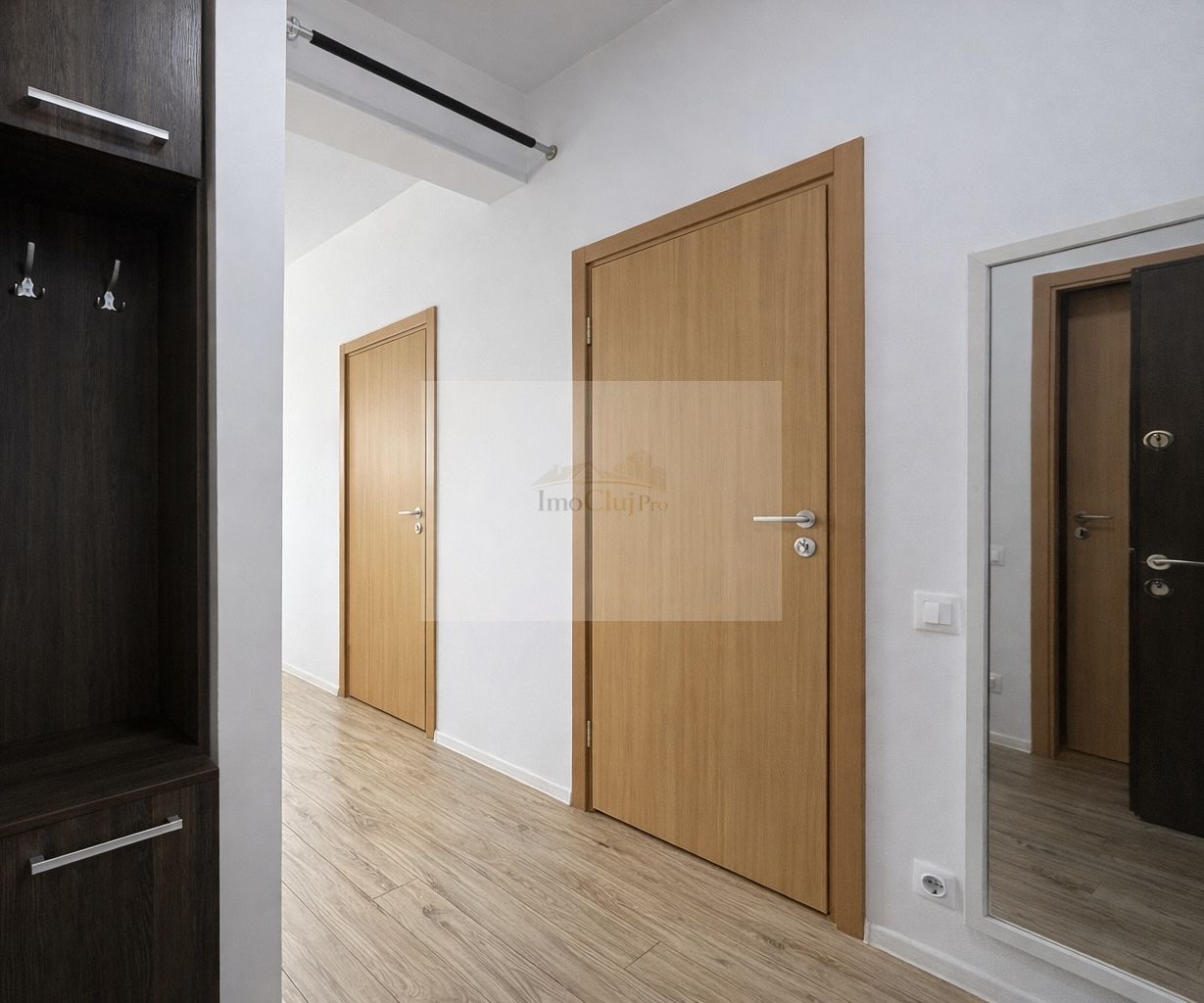 Vanzare 2 camere-Centru-5 min Piața Mihai Viteazul - Poză 6