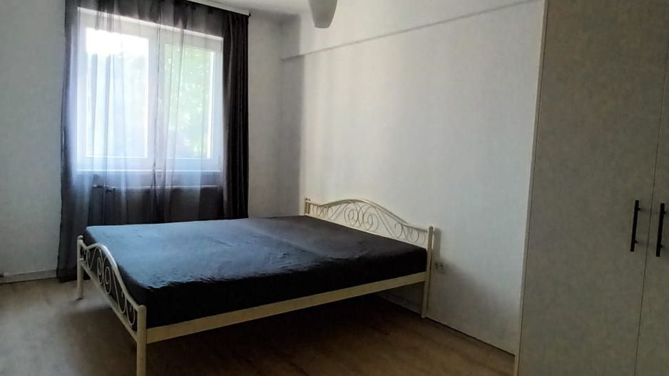 3 camere| ION MIHALACHE - Poză 11