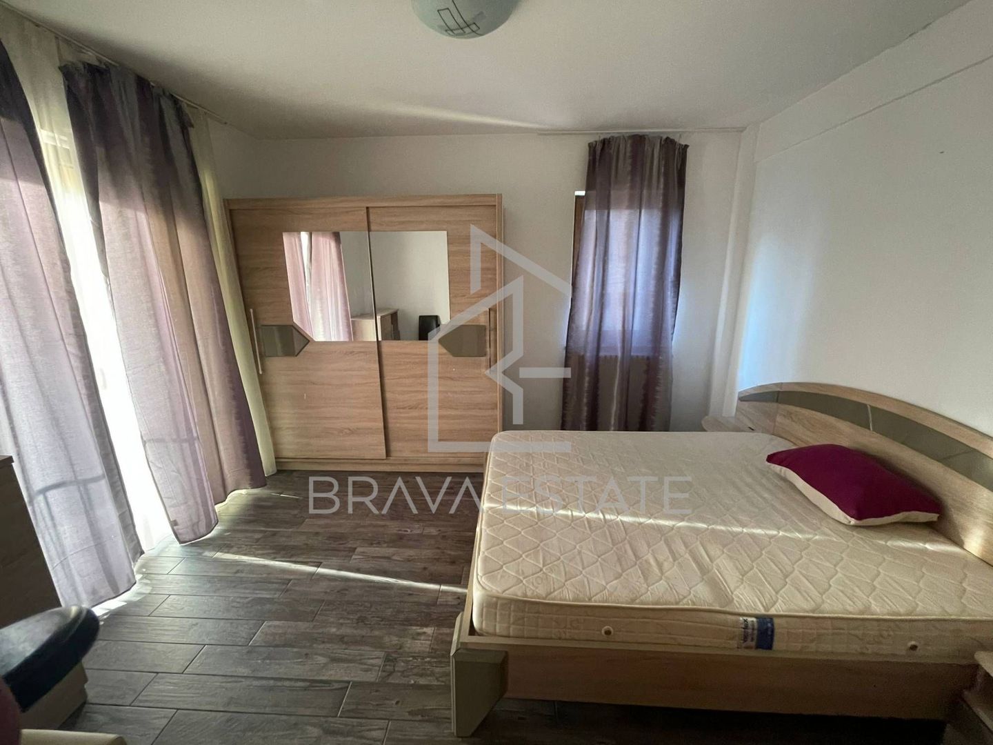 Apartament 2 camere, 2 balcoane, parcare, zona Bună Ziua - Poză 3
