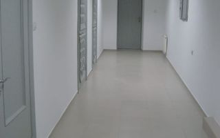 Vânzare oficii la parter, 200mp, perfect pentru magazin, atelier, frizerie, salon cosmetologic, masaj, dentist - Poză 20