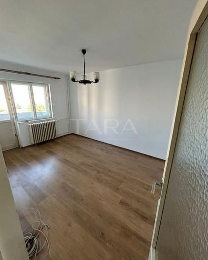 Apartament cu 2 camere decomandate, balcon, Mănăștur. - Poză 1