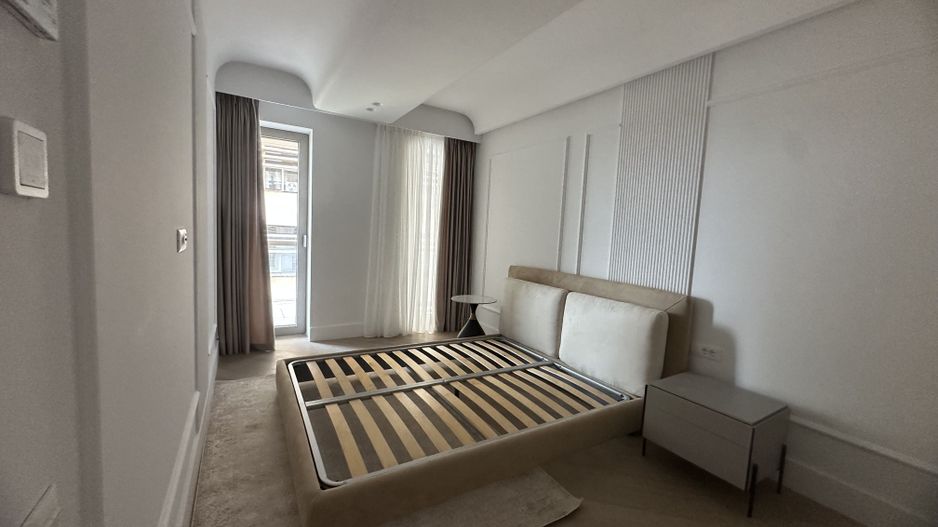 VANZARE APARTAMENT DOUA CAMERE PARCARE INCLUSA CORTINA 126 EROU IANCU NICOLAE - Poză 3