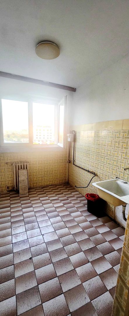 APARTAMENT METROU ZONA PIATA MUNCII - Poză 5