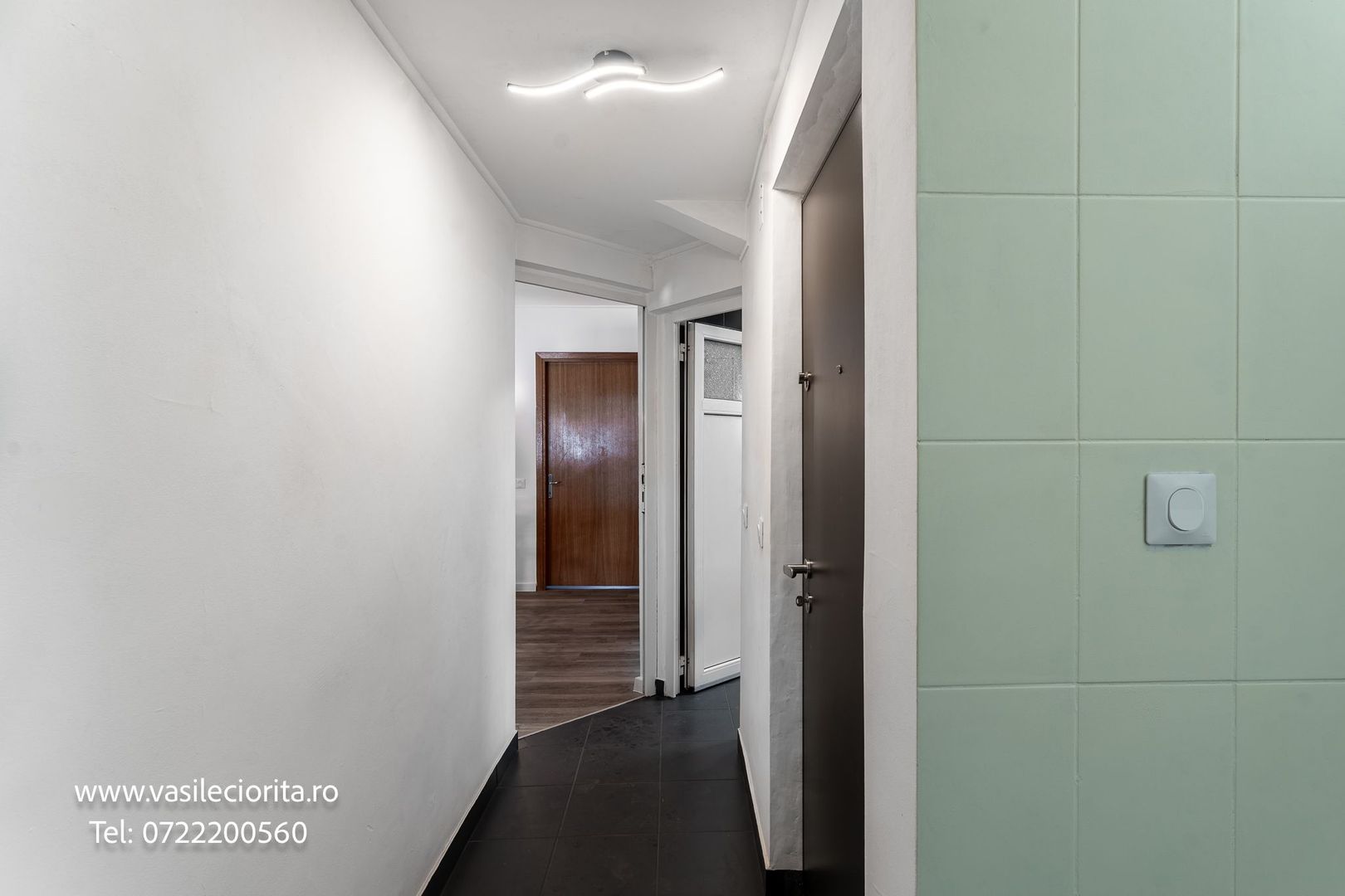 Apartament 3 camere str.Popa Nan,renovat 155000 eur - Poză 20