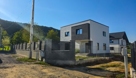 Casa de vanzare Maracineni