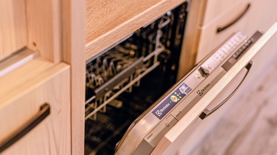 OCAZIE: Apartament cu 2 camere, LUX, la cheie! - Poză 10