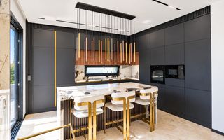 Casă spectaculoasă în Constanța | Design, tehnologie și confort - Poză 7