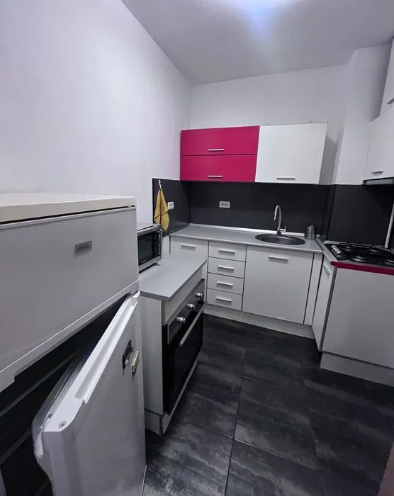 Apartament superb, doua camere, zona Cismigiu - Poză 6