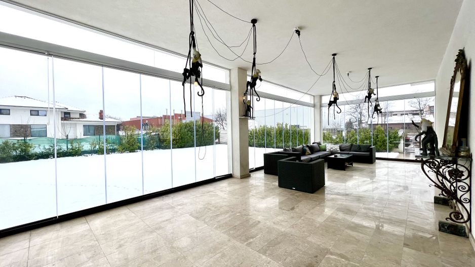 Proprietate deosebita suprafete generoase 580 mp teren 2076 mp - Poză 2