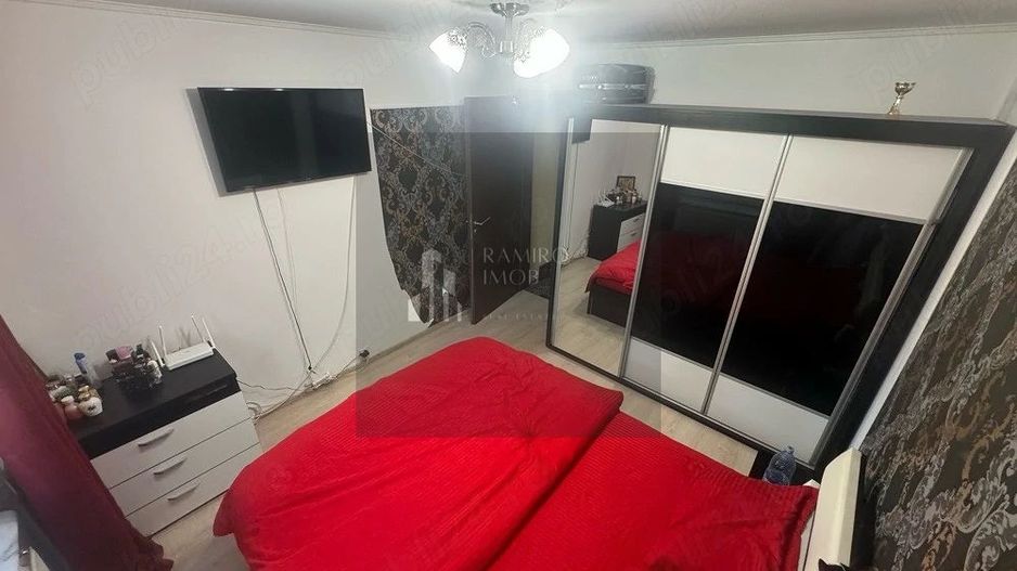 Apartament decomandat 3 camere Dristor - Poză 3
