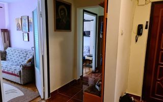 Ag EUROPA vinde ap. 4 cam. in Micro 16 la etajul 3 FINISAT si MOBILAT. - Poză 5