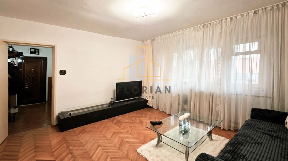 De vanzare, apartament cu  2 camere, 55 mp ,lângă Spitalul Județean - Poză 1