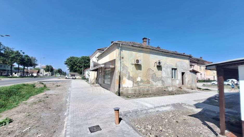 Casa si centru comercial Bod Colonie - Poză 3