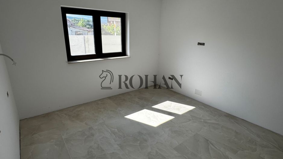 Casă individuală Micești , 3 camere, 454 mp teren, finisaje premium - Poză 10
