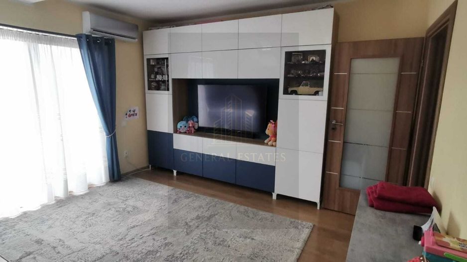Apartament 2 camere Sanpetru cu parcare inclusă - Poză 1