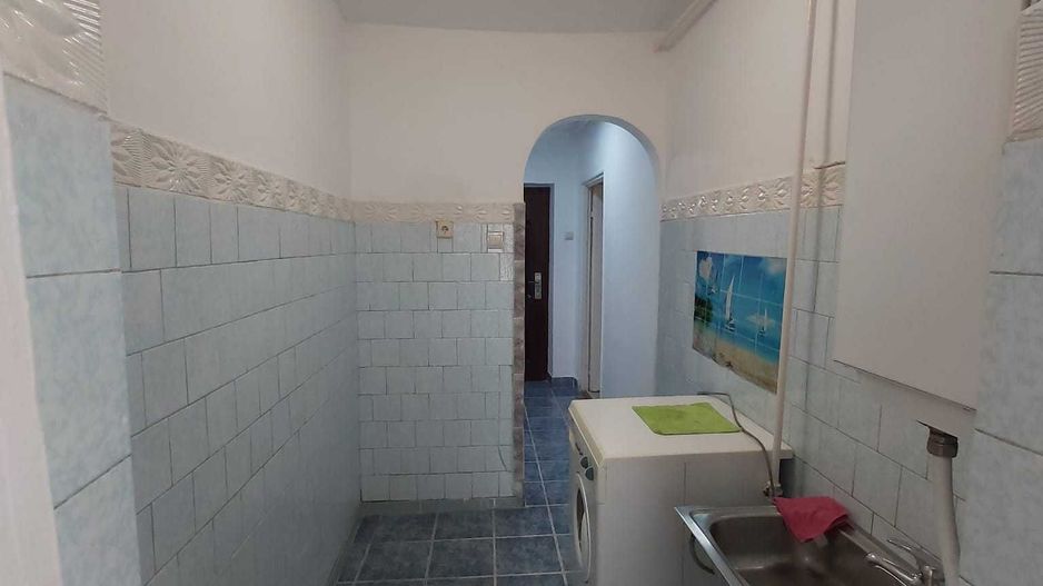 Apartament de vanzare, 2 camere, balcon inchis, 45 mp utili, Sebes - Poză 6