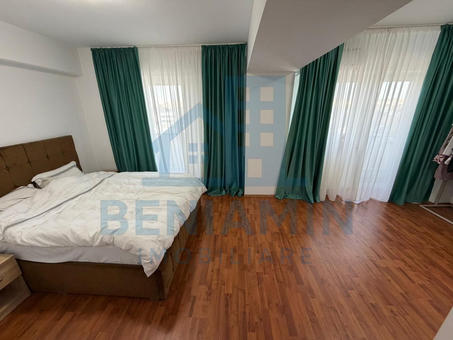 Apartament-Bloc Coreeni-4 Decomandate-158mp-Parcare-Ultracentral - Poză 3