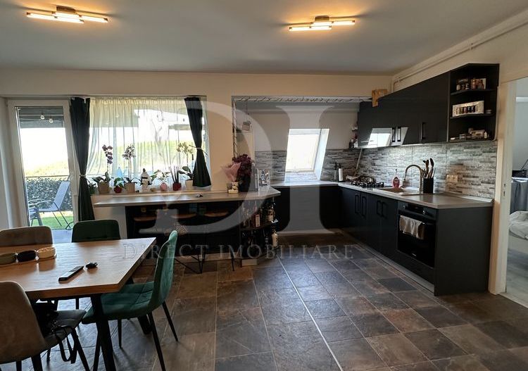Apartament cu 2 camere -Terasa de 25mp -Zona Vivo - Poză 3
