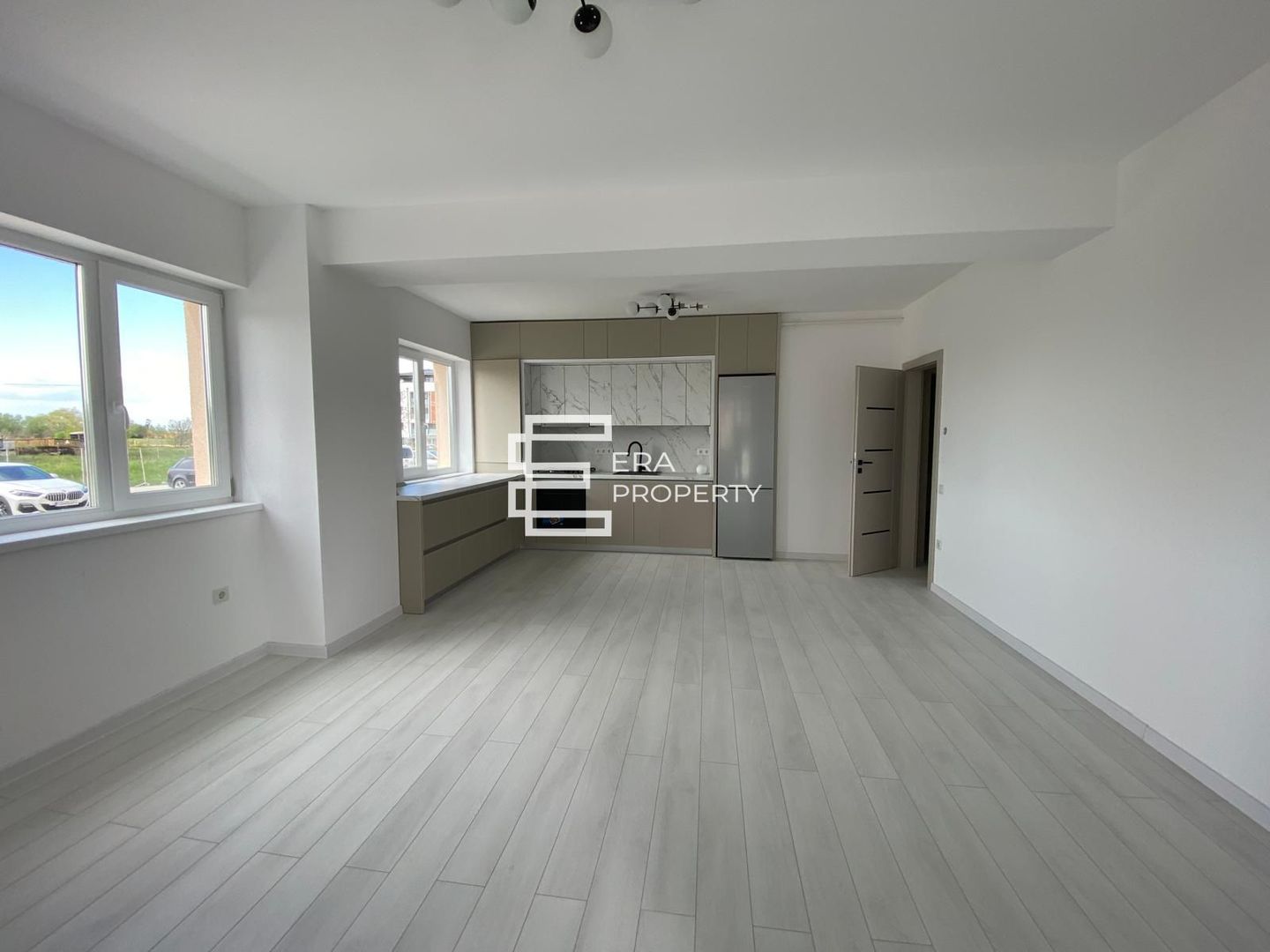 Apartament 3 camere, bloc nou, Calea Surii Mici-Zona de Vest - Poză 4