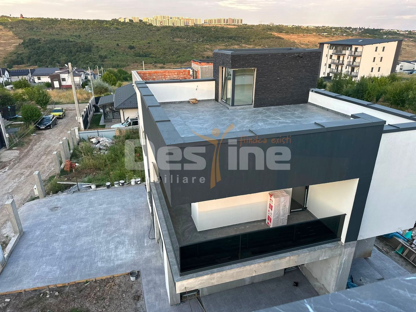 Casă individuală în Rediu – confort, terasă panoramică și acces rapid - Poză 7