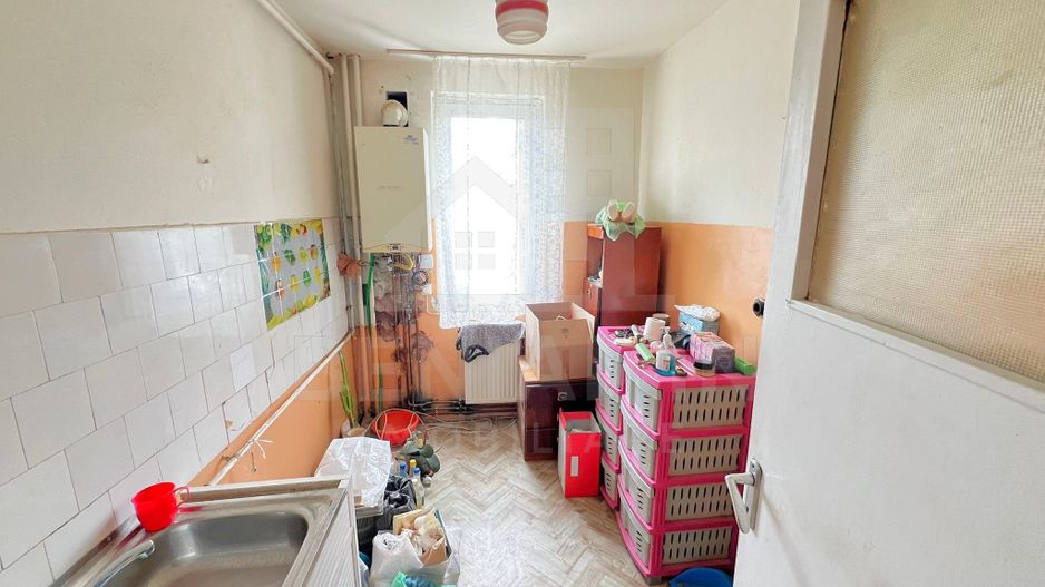 Apartament-2 Camere-48mp-CT- Etajul 2-Izolat-Bulevardul Saturn-Brasov - Poză 4
