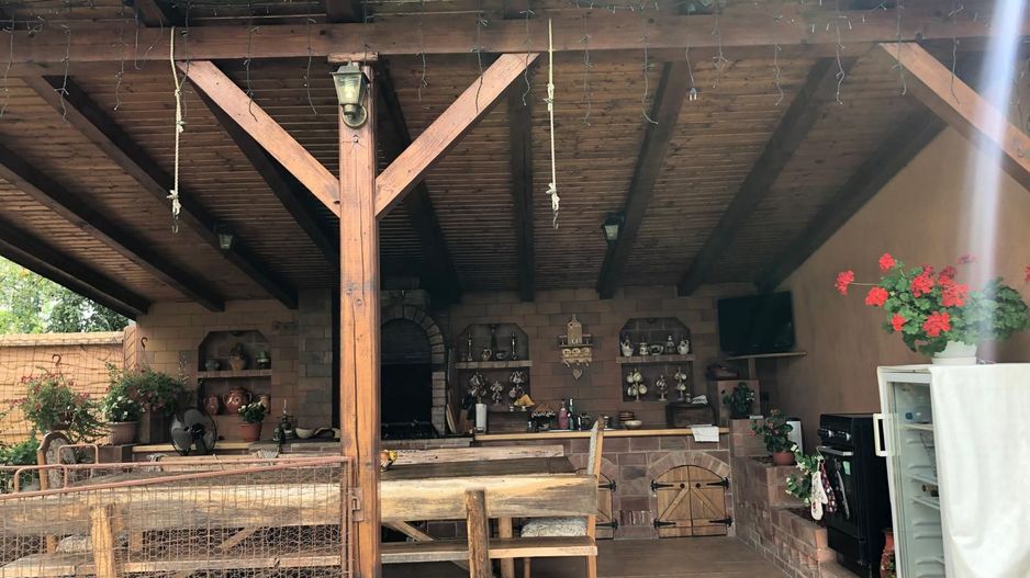 BRASADAS vinde casa cu 7 camere si teren 1100mp in zona Burdea. - Poză 17