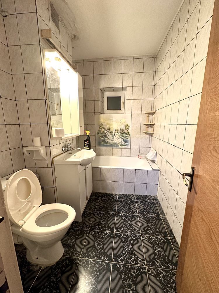 Inchiriez apartament 3 camere zona stadion - Poză 5