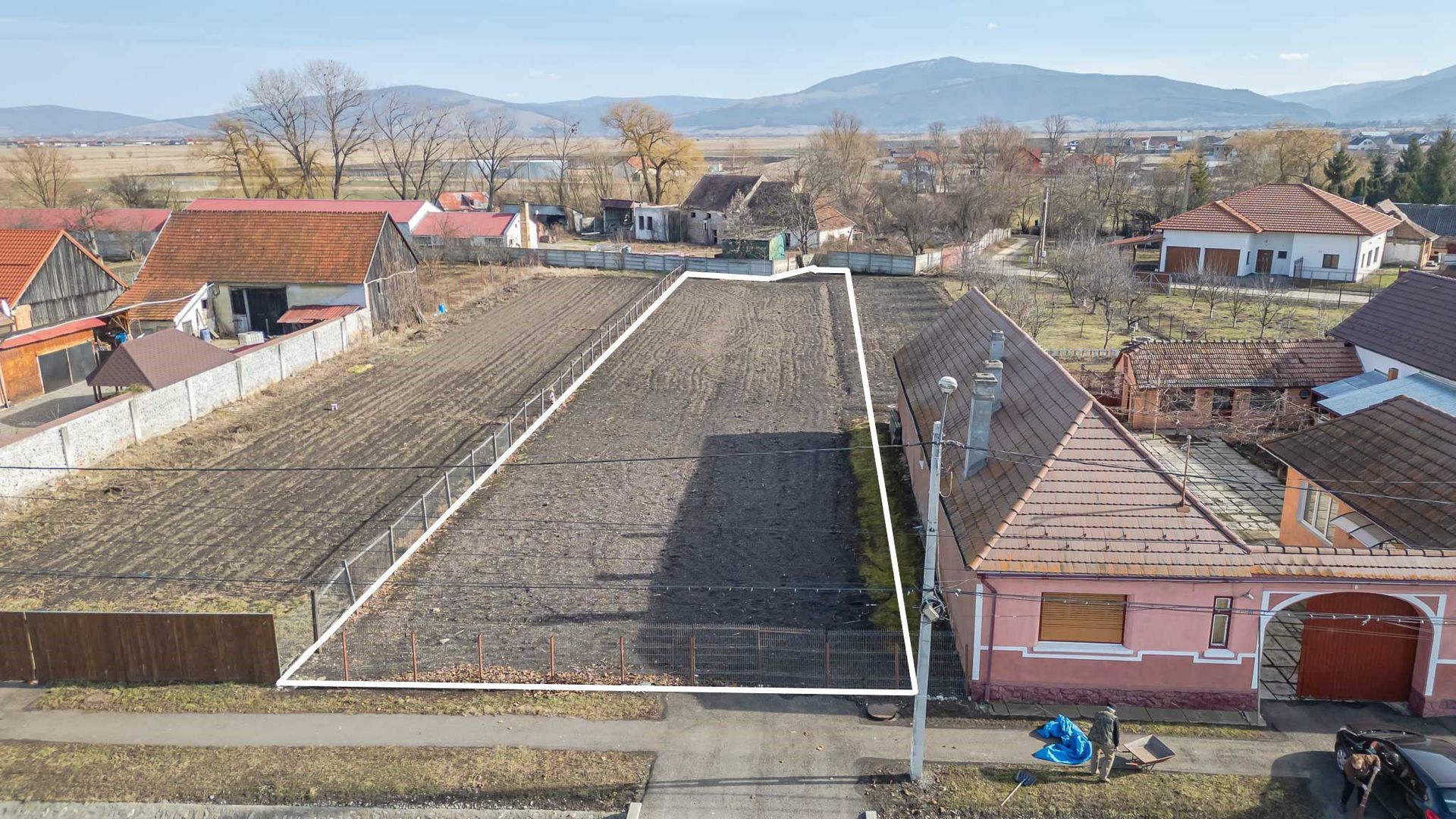 Descoperă Terenul Perfect în Prejmer: Investiția Ta în Viitor! - Poză 4