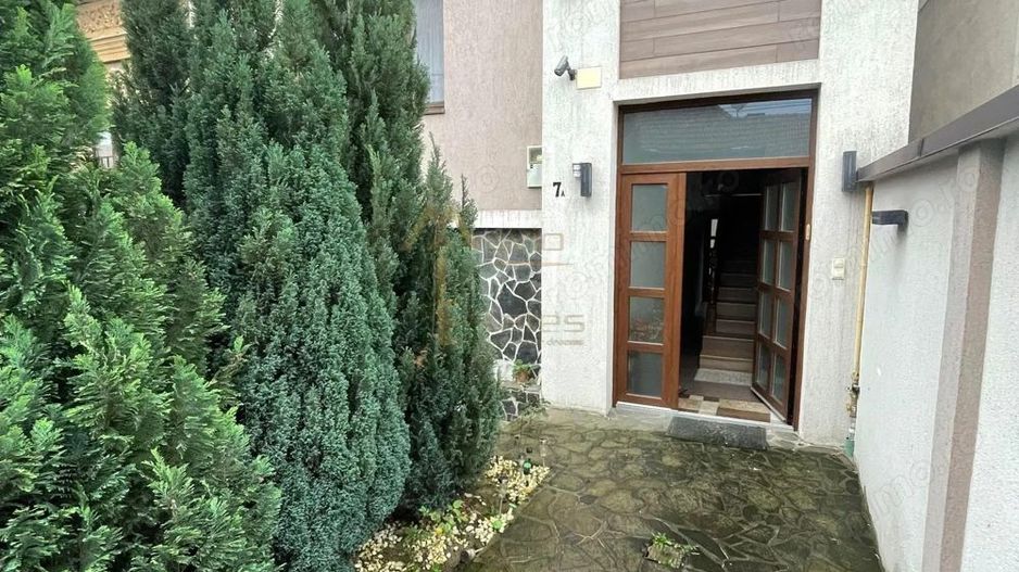 Satu Mare, Casa semicentrala zona stadionului Olimpia - Poză 1