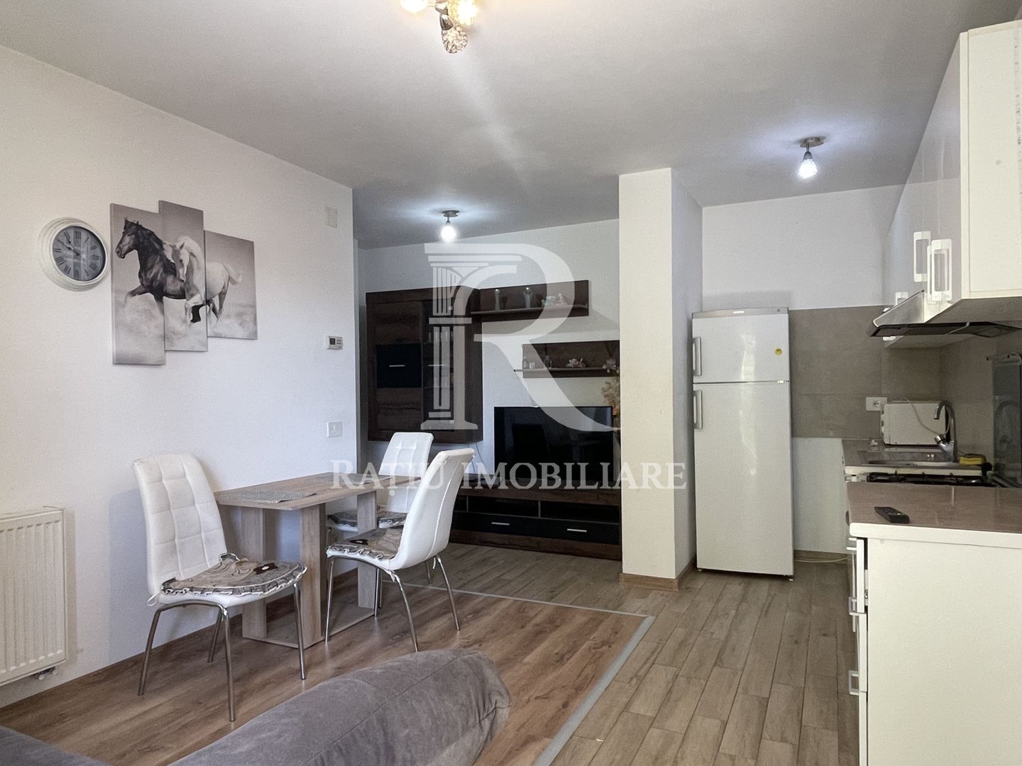 Apartament cu 2 camere | Panorama | Prima Sova | Oradea - Poză 3