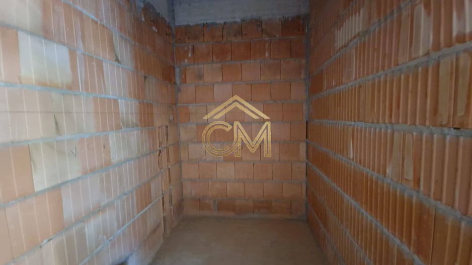 Apartament 3 Camere- 66,5 MPU-Etaj 1-Balcon - Poză 3
