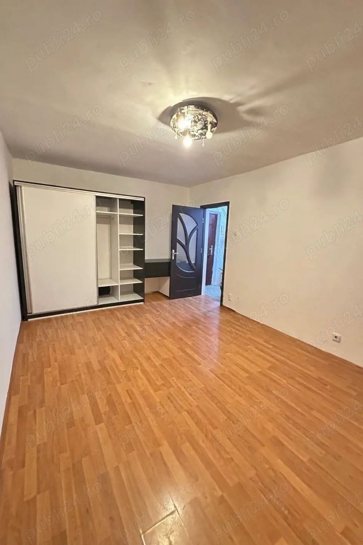 Apartament 3 camere vis a vis de Parc Sebastian T726 - Poză 1