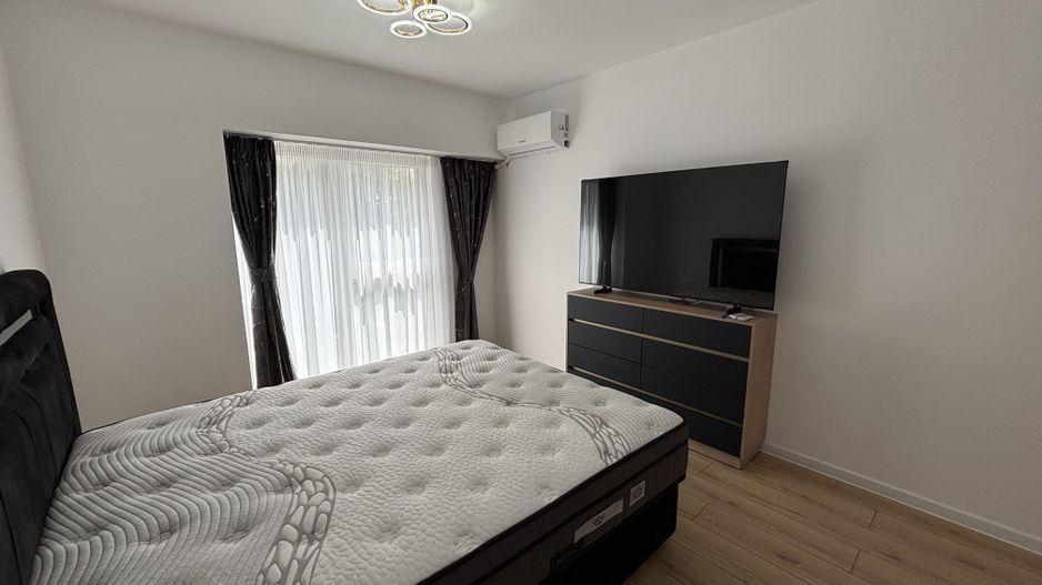 Apartament 3 Camere Decomandat | Terasă 23 mp cu Vedere la Lac + Parcare - Poză 11