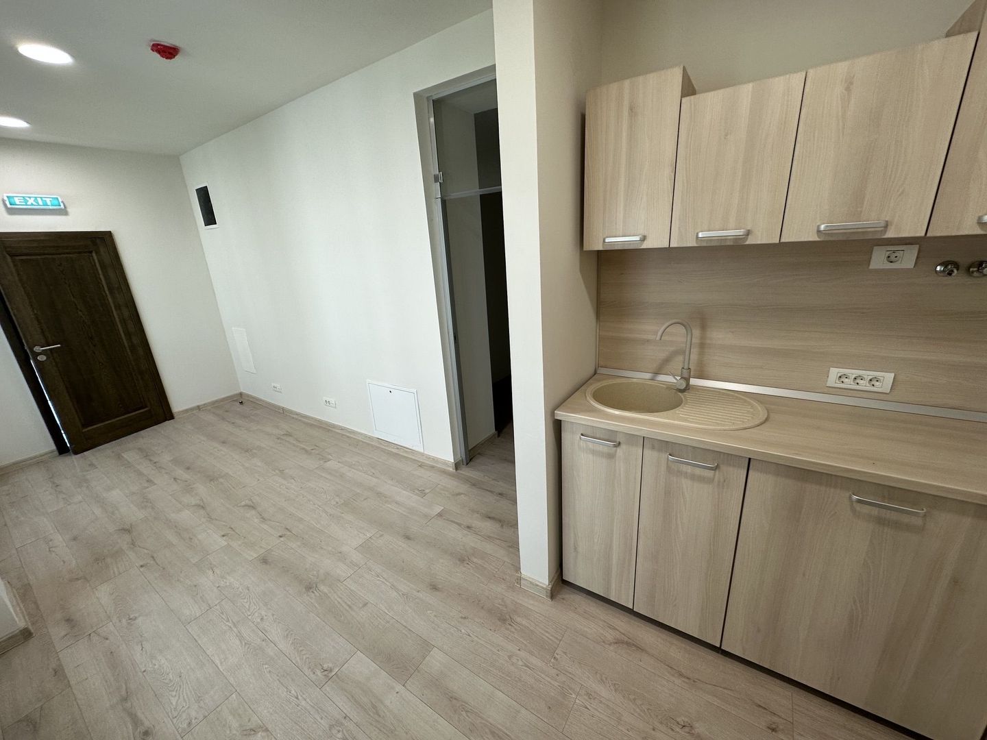 Spatii de birouri Ultracentral suprafață  de 31,7  mp - Poză 6