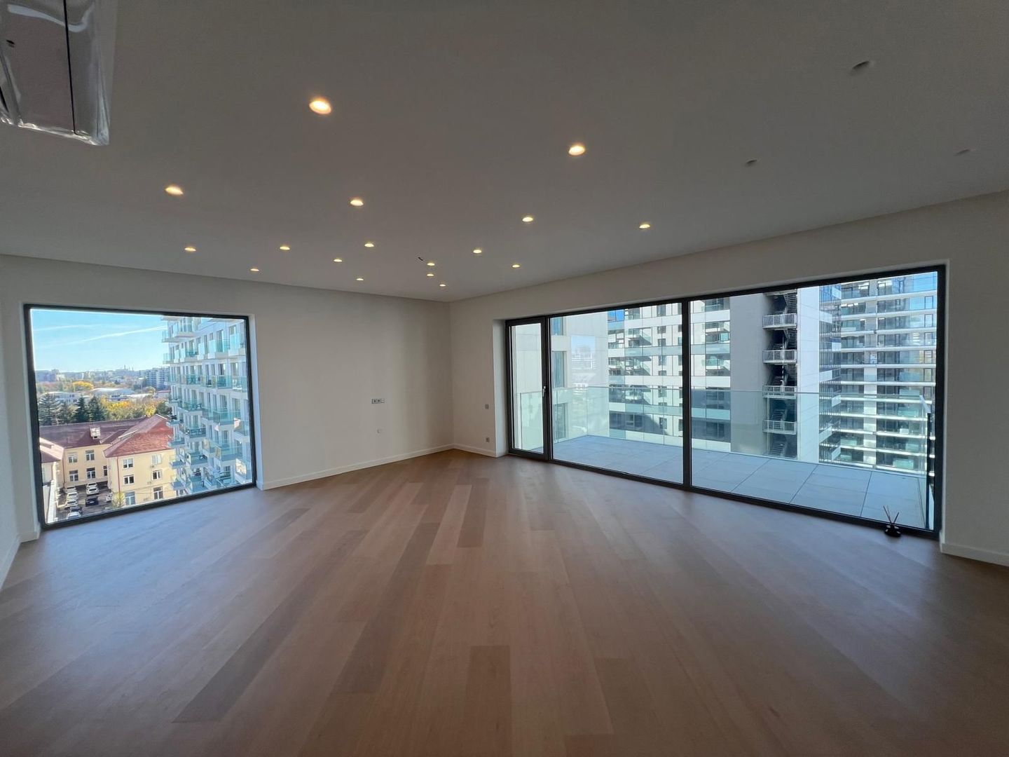 Apartament 4 camere I Aviatiei Tower I - Poză 3