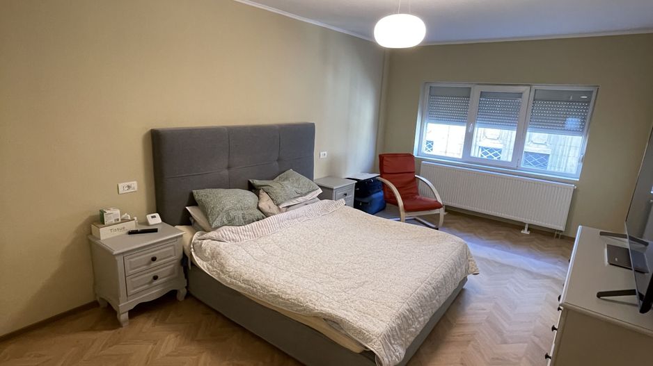 Piața Sf. Gheorghe | Decomandat | Renovat | Centrală proprie | Boxă 16 mp - Poză 9