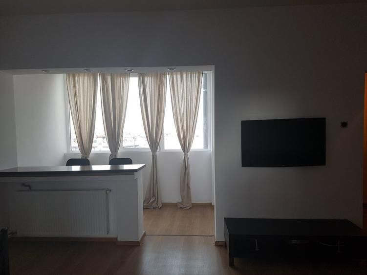 Apartament 2 camere renovat, mobilat nou, 2 min Metrou Romana - Poză 7