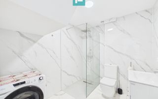 Casă înșiruită în Via Carmina- Vladmirescu - Poză 8