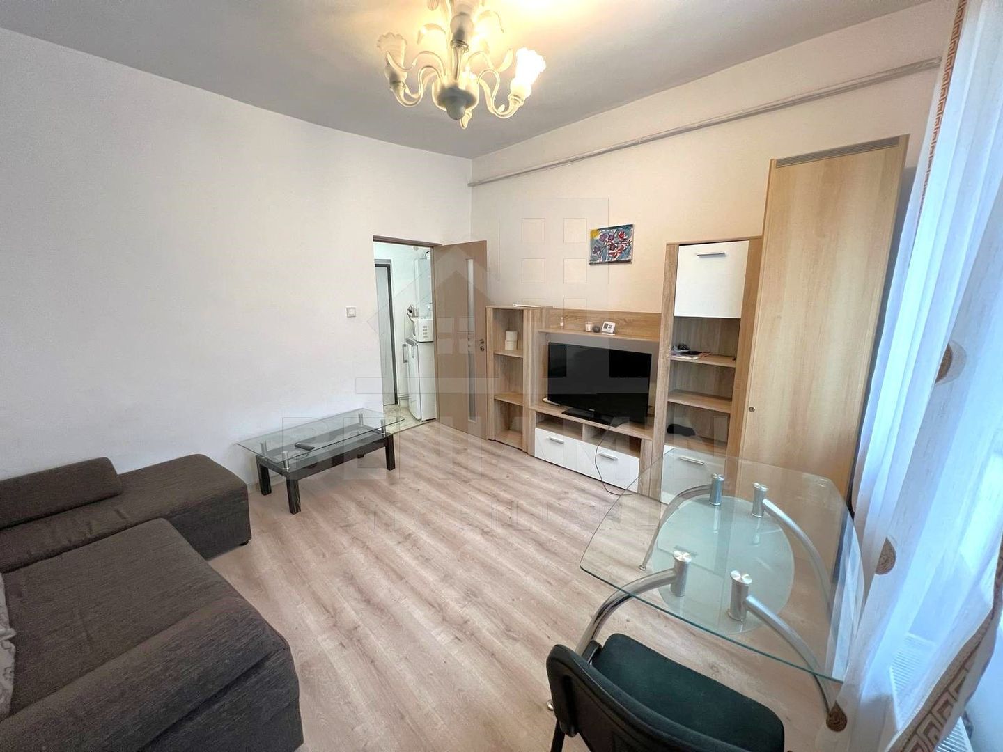 Apartament 2 camere-Iberico-Ultracentral-CT-Mobilat-Utilat-Disponibil - Poză 1