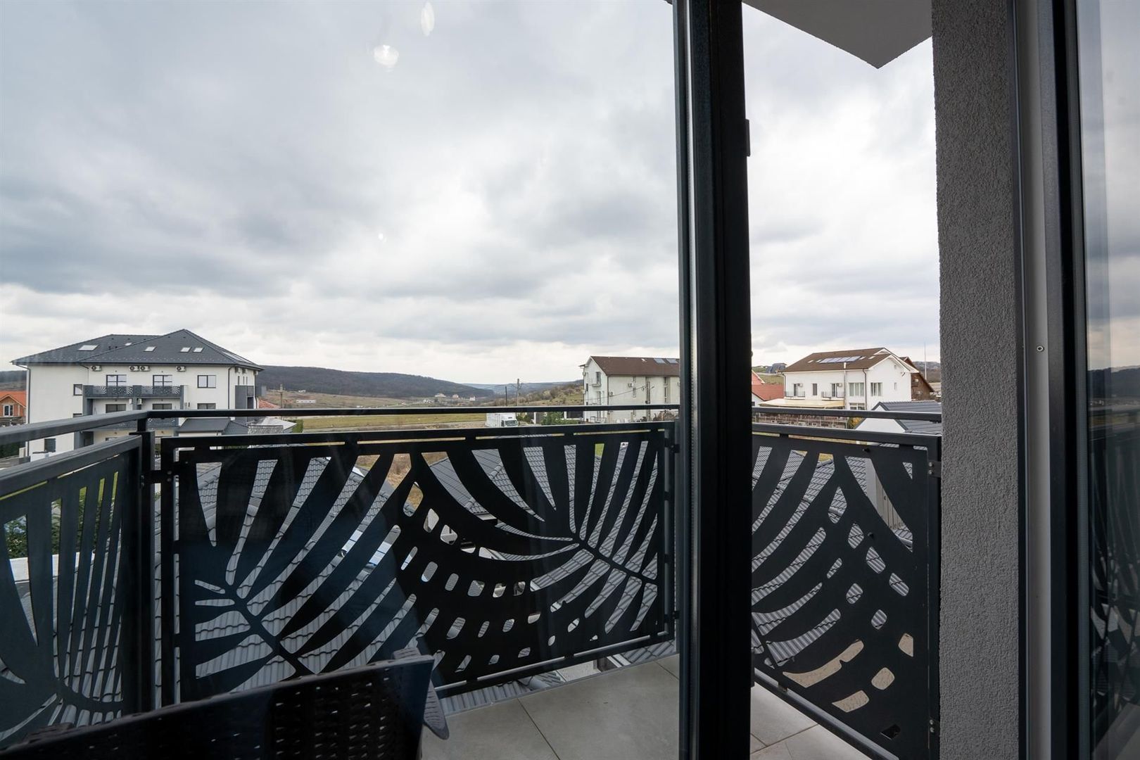 Studio Felix cu piscina mobilat - Poză 6