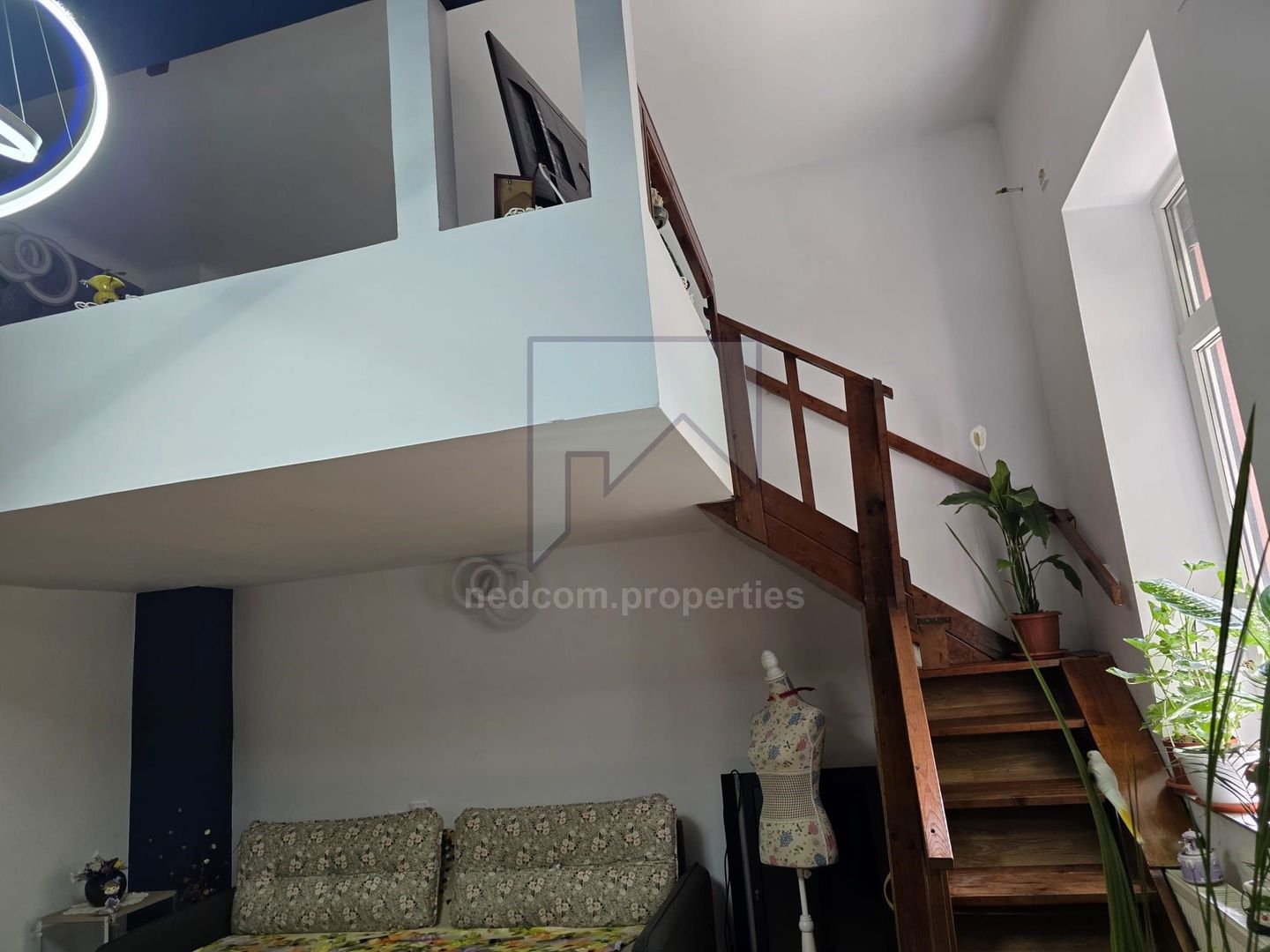 Vanzare apartament 4 camere - Sebastian - Vulcan - Poză 3
