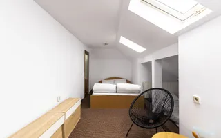 Pensiune 10 camere in statiunea Muntele Baisorii - Poză 15
