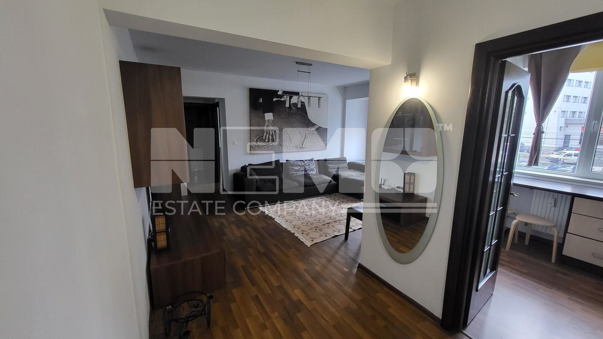 Inchiriez apartament 2 camere I Suceava /Ultracentral I 400euro /luna - Poză 2