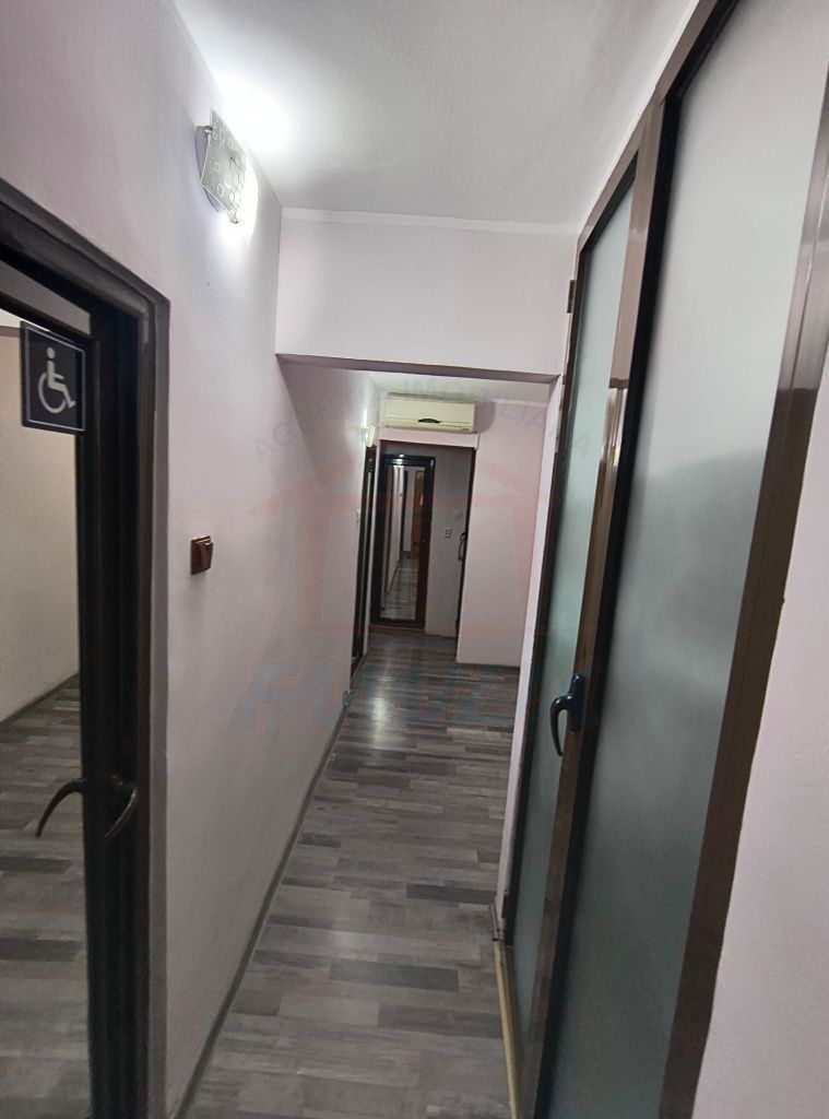 Vanzare apartament 3 camere, Micro 16, 70 mp, 85.000 EURO - Poză 6