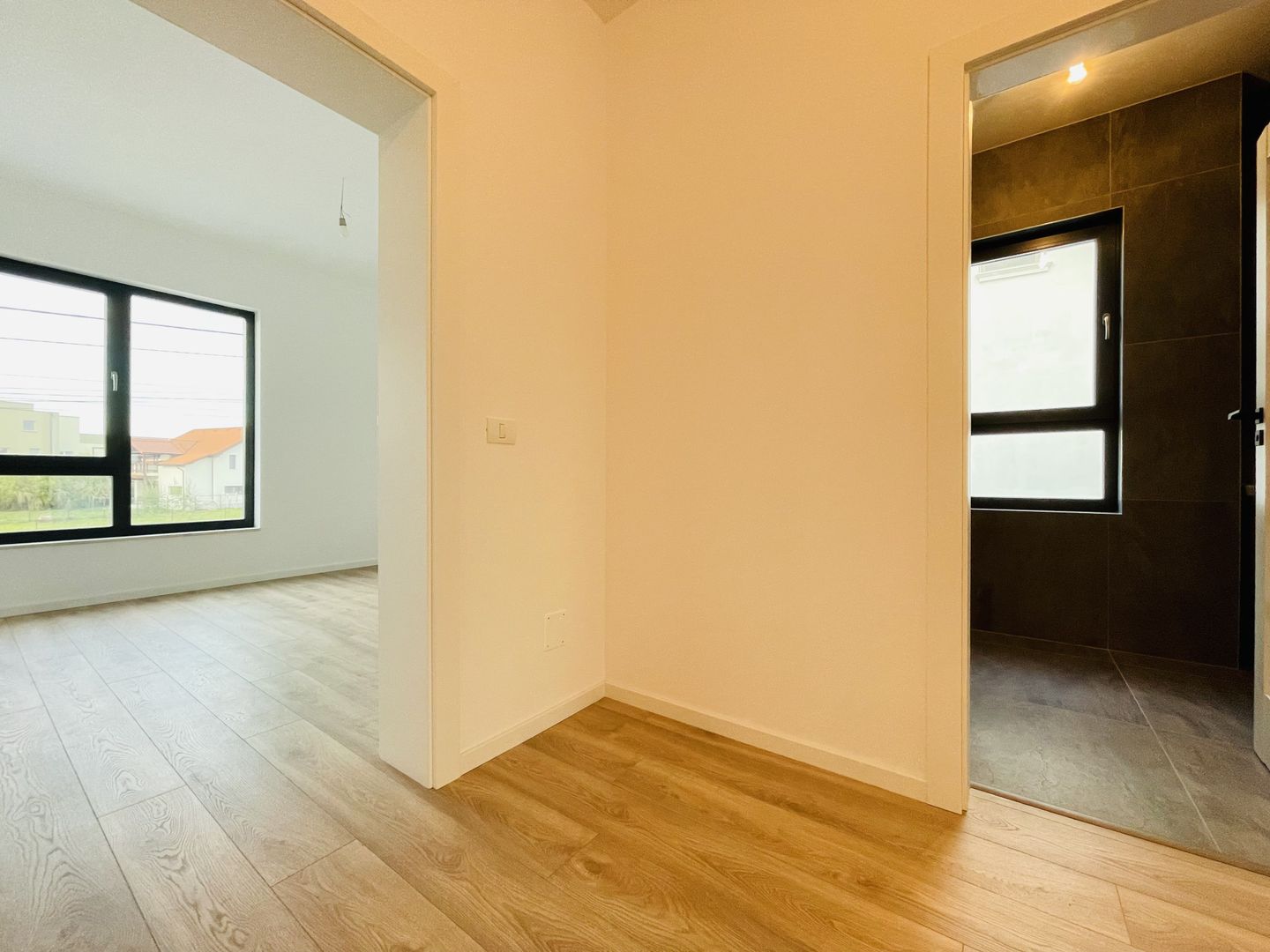 Duplex Ultramodern, impecabil executat | 4 dormitoare & 2 terase - Poză 36