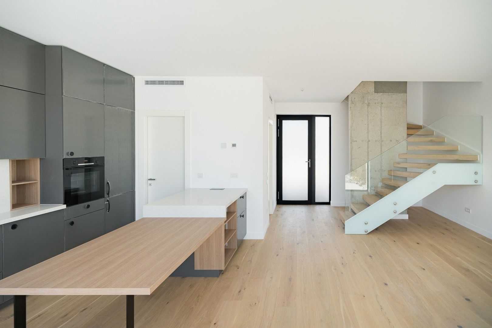 Inchiriere vila 3 camere in Amber Forest - Poză 1