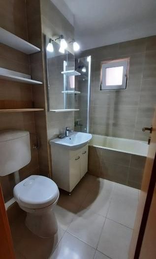 Inchiriem apartament 3 camere, etaj 1, Cetate, foste proprietati - Poză 6